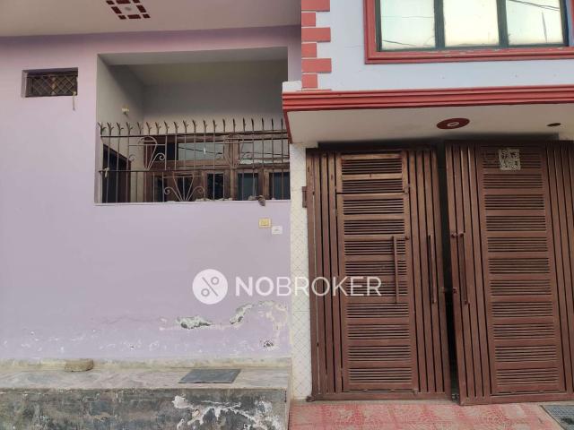 House for sale in Hariana