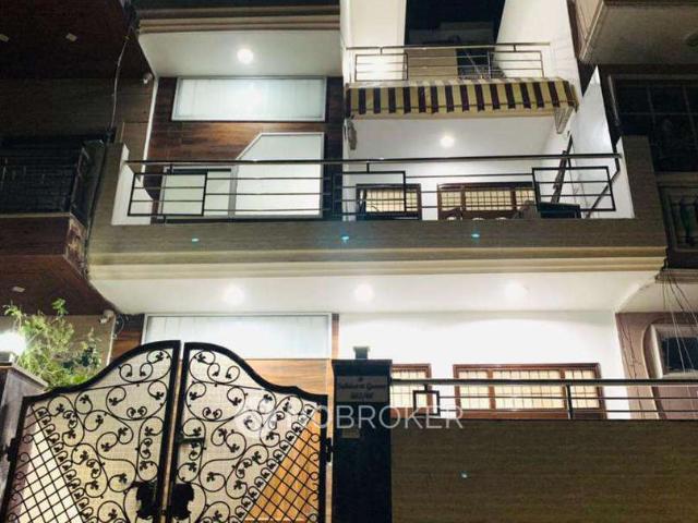 House for sale in Hariana