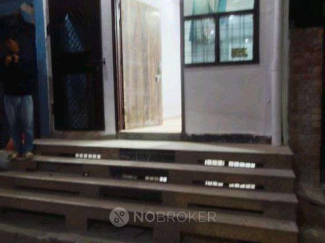 House for sale in Hariana