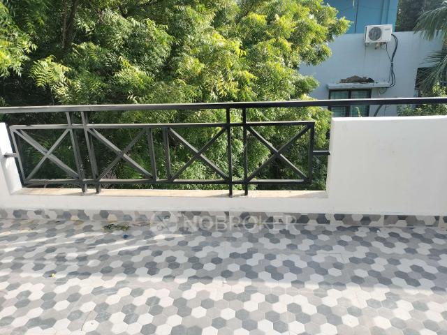 House for sale in Hariana