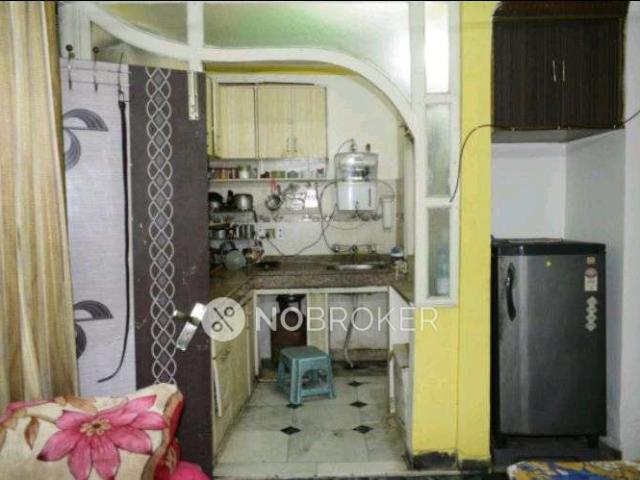 House for sale in East Delhi, Deri
