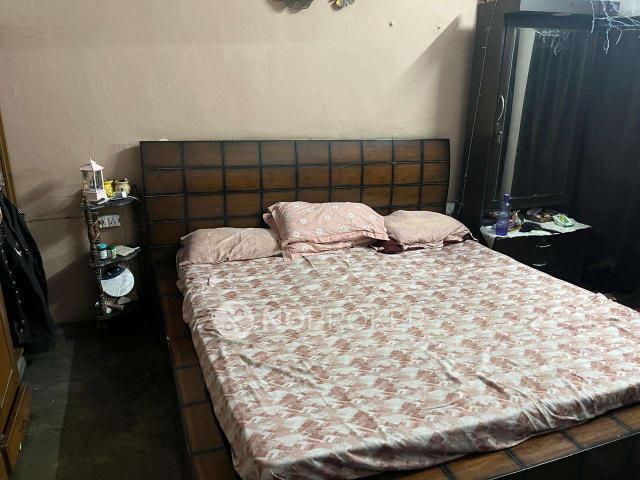 House for sale in Central Delhi, Deri