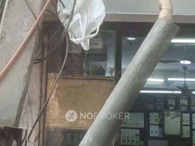 House for sale in North West Delhi, Deri