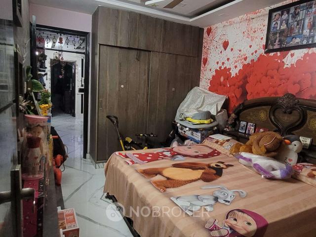 House for sale in North West Delhi, Deri