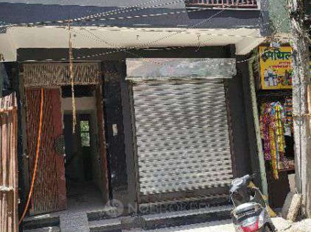 House for sale in North West Delhi, Deri