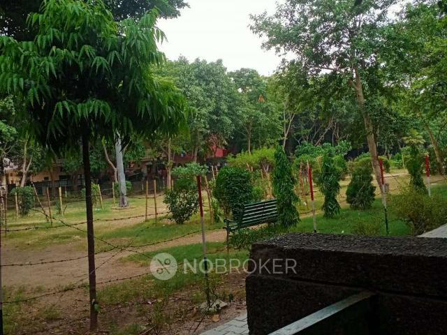 House for sale in East Delhi, Deri