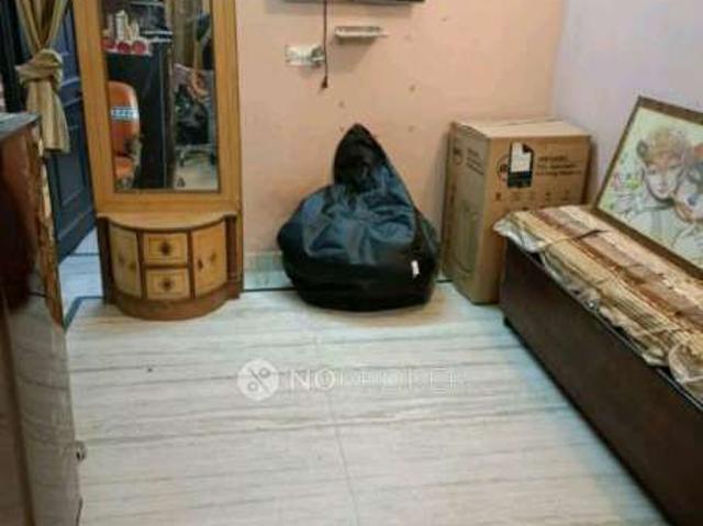 House for sale in Central Delhi, Deri