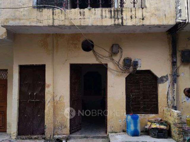 House for sale in Central Delhi, Deri