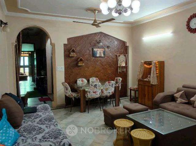 House for sale in West Delhi, Deri