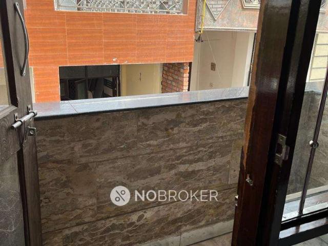 House for sale in West Delhi, Deri