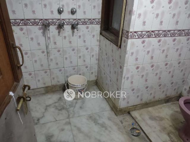 House for sale in West Delhi, Delhi