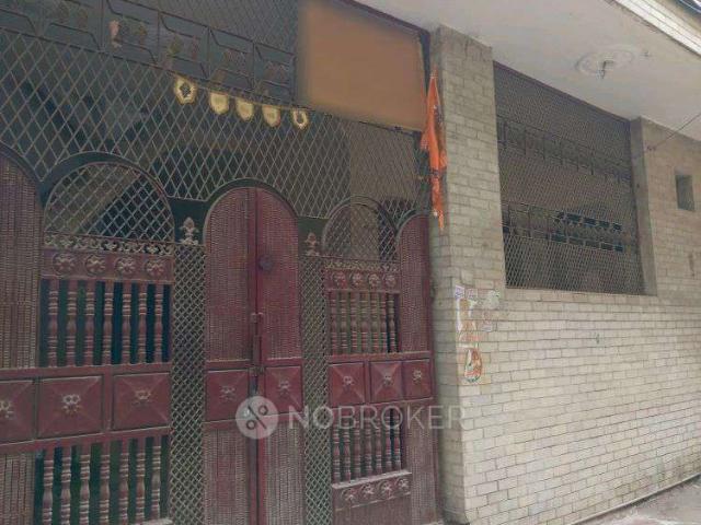 House for sale in West Delhi, Deri