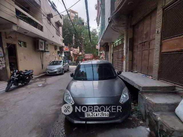 House for sale in West Delhi, Deri