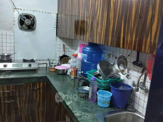 House for sale in West Delhi, Deri