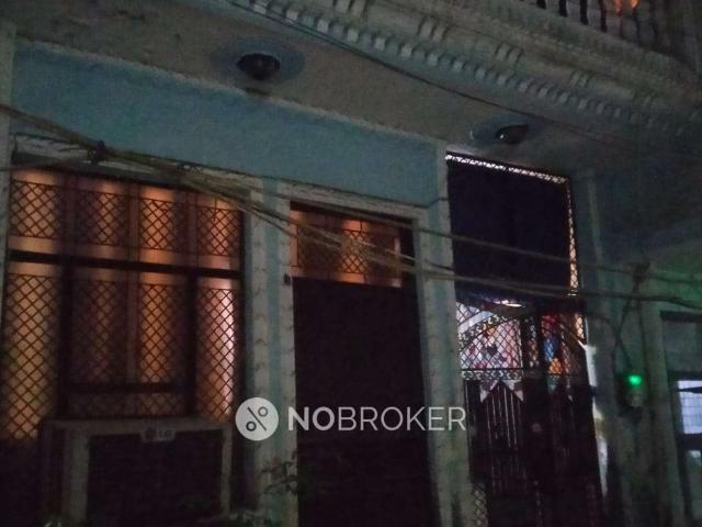 House for sale in West Delhi, Deri