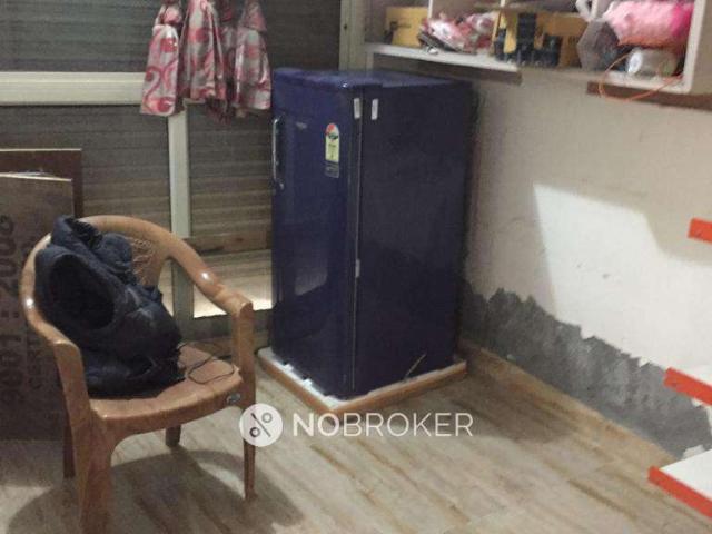 House for sale in West Delhi, Deri