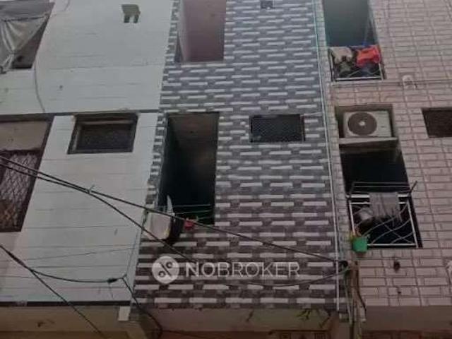 House for sale in North Delhi, Deri