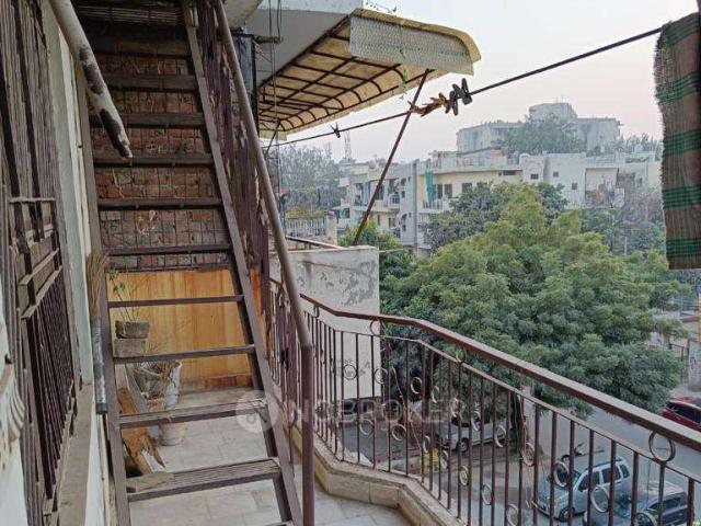House for sale in Vikaspuri, Delhi