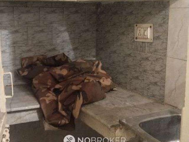 House for sale in West Delhi, Deri