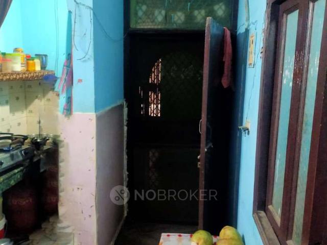House for sale in East Delhi, Delhi