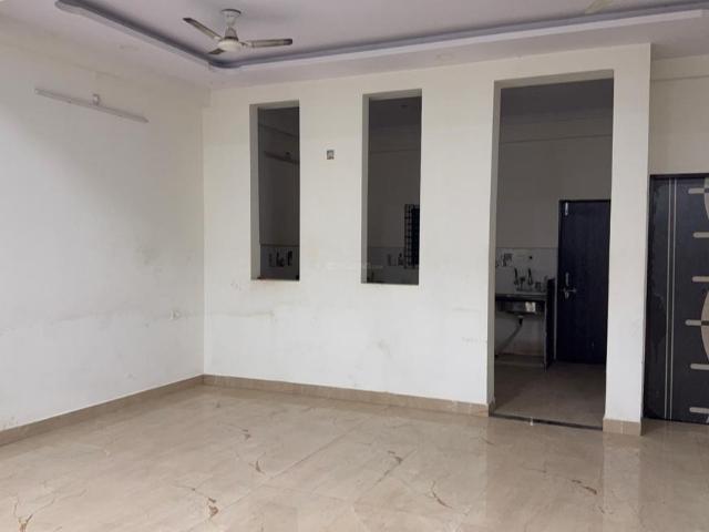 Flat for rent in Madya