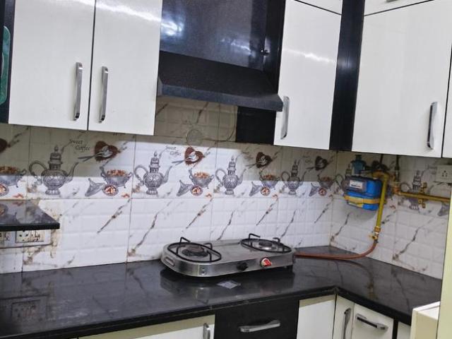 Flat for rent in South Delhi, Deri