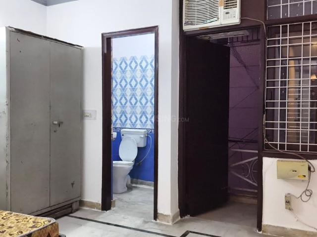 Flat for rent in South Delhi, Deri