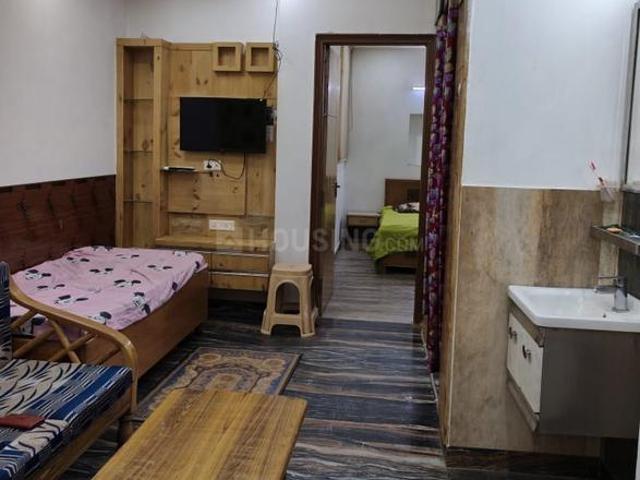 Flat for rent in South Delhi, Deri