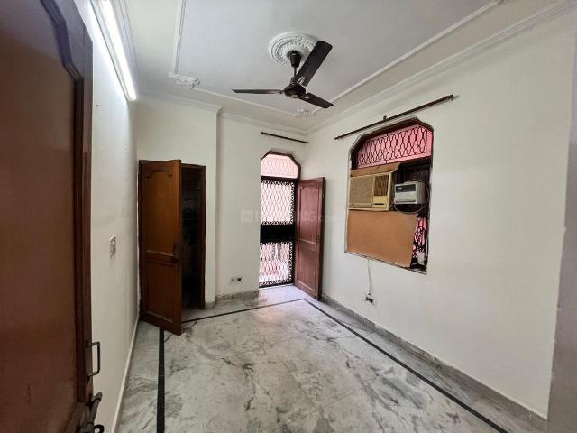 Flat for rent in West Delhi, Deri