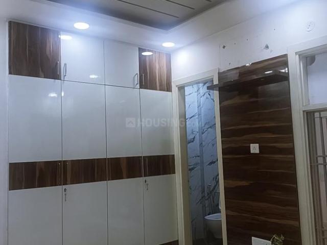 Flat for rent in West Delhi, Deri