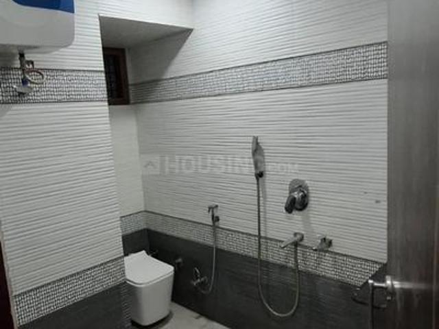 Flat for rent in North West Delhi, Deri