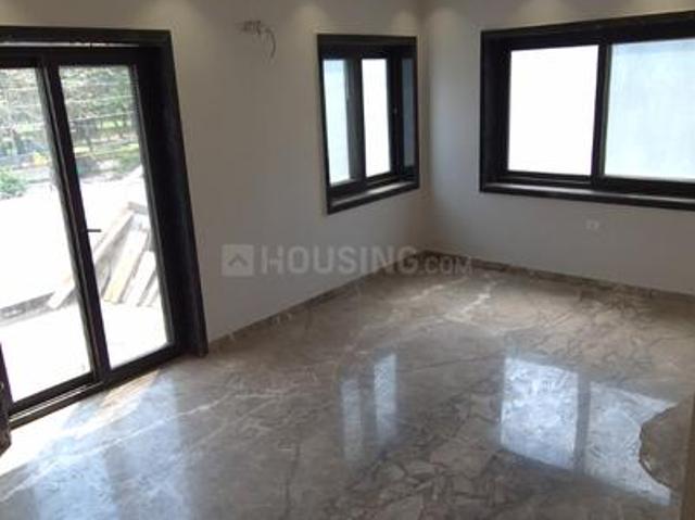 Flat for sale in North West Delhi, Deri