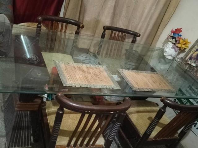 Flat for rent in South Delhi, Deri