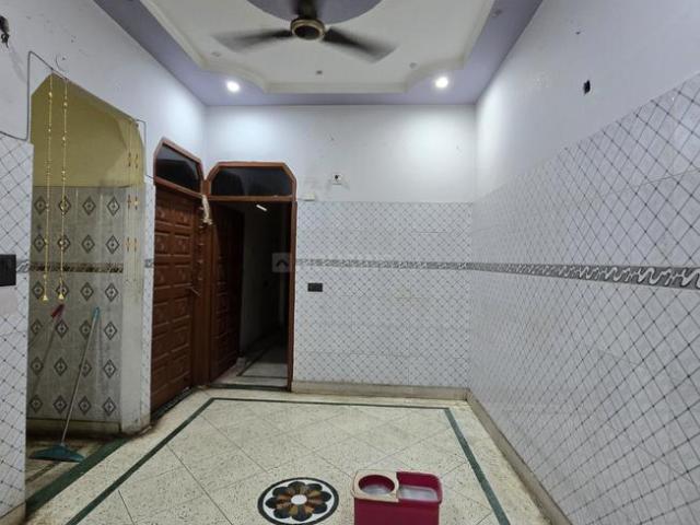 Flat for rent in North Delhi, Deri