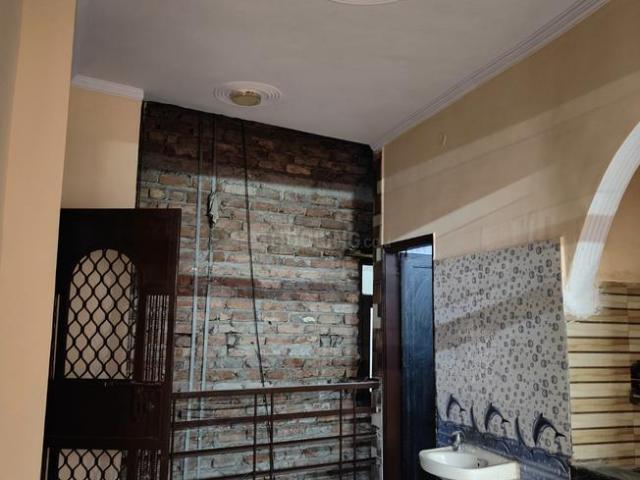 Flat for rent in Baljeet Nagar, Delhi