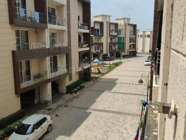 Flat for sale in Bhabat, Punjab