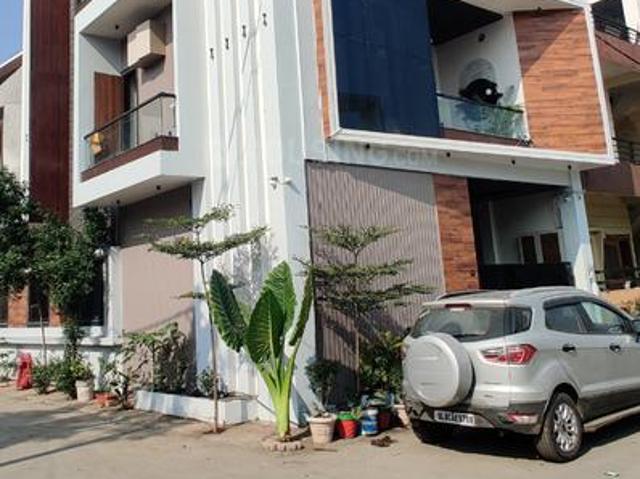 Flat for rent in Madya