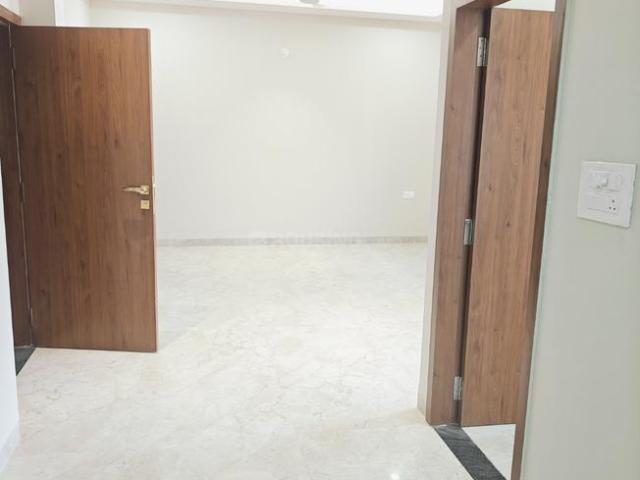 Flat for rent in Madya