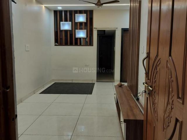 Flat for rent in Madya