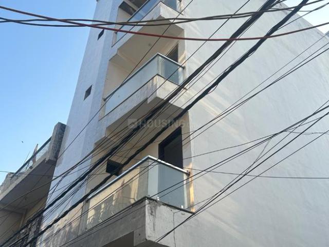 Flat for sale in South West Delhi, Deri