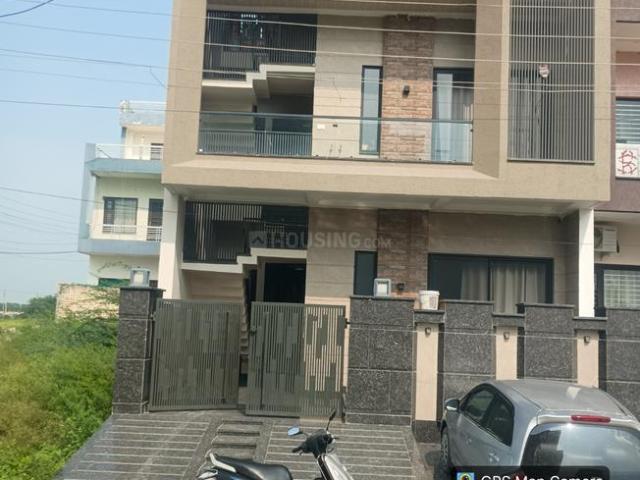 Flat for rent in Hariana