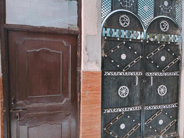 Flat for rent in Jharoda Dairy, Delhi
