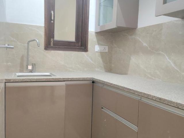 Flat for rent in South Delhi, Deri