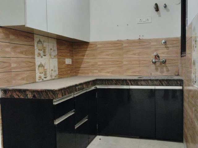Flat for rent in South Delhi, Deri