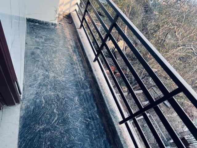 Flat for rent in South Delhi, Deri
