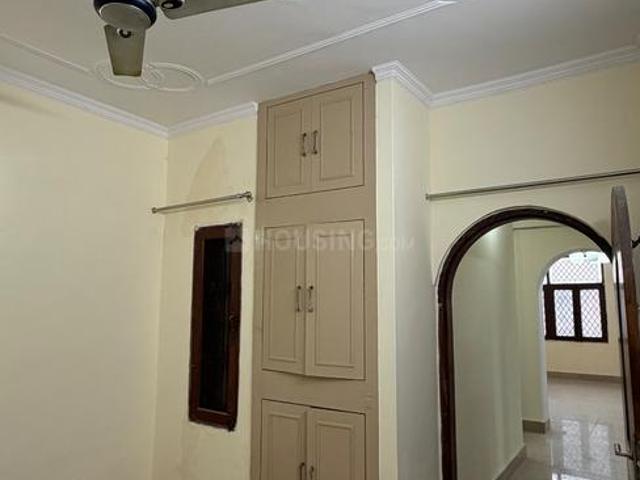 Flat for rent in South Delhi, Deri