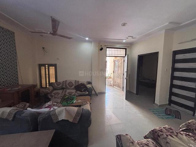 Flat for rent in South Delhi, Deri