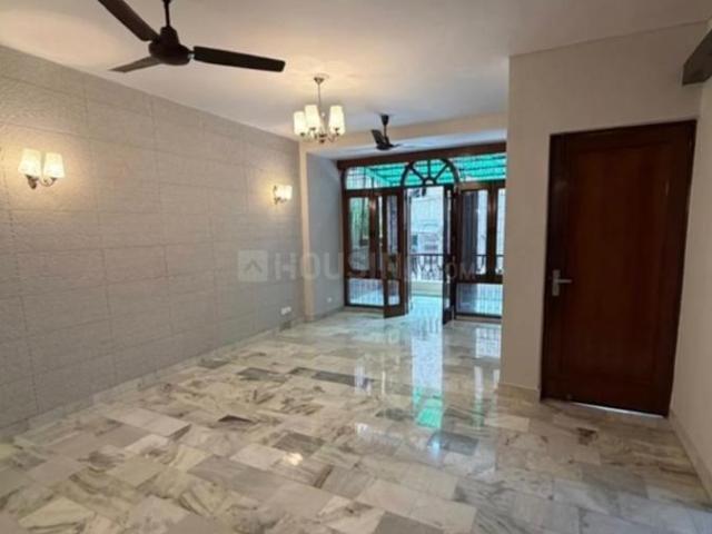 Flat for rent in Deri