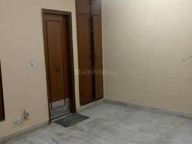 Flat for rent in Deri