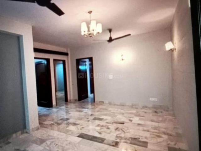 Flat for rent in Deri